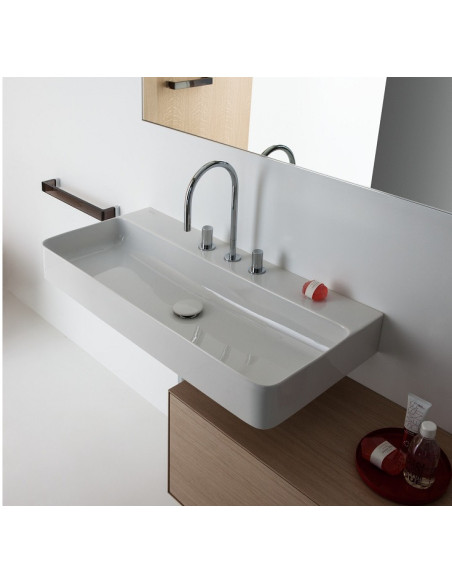 Praustuvas Laufen Val 750x420