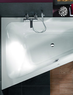Kampinė vonia Villeroy & Boch Loop & Friends 1750x1350