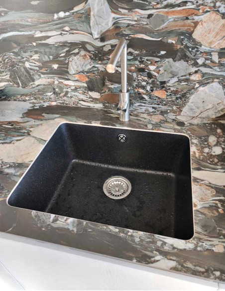 Granitinė plautuvė TRENTA 540x440 montuojama iš apačios