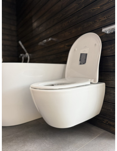Pakabinamas unitazas Villeroy&Boch...