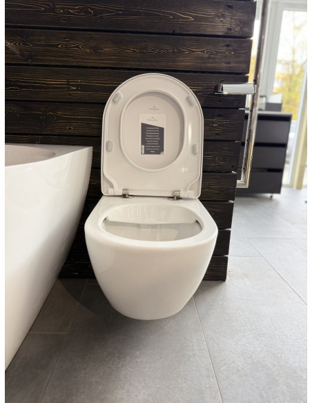 Pakabinamas unitazas Villeroy&Boch Subway 2 DirectFlush su plonu SLIM SoftClose dangčiu IŠ EKSPOZICIJOS