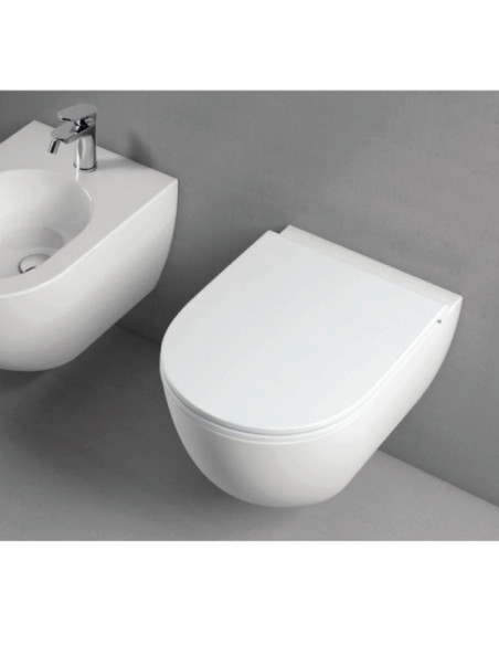 Pakabinamas unitazas Comoda EasyClean su plonu Slim SoftClose dangčiu