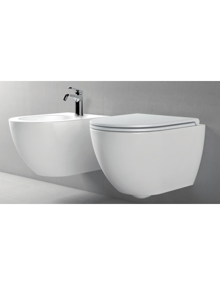 Pakabinamas unitazas Comoda EasyClean su plonu Slim SoftClose dangčiu